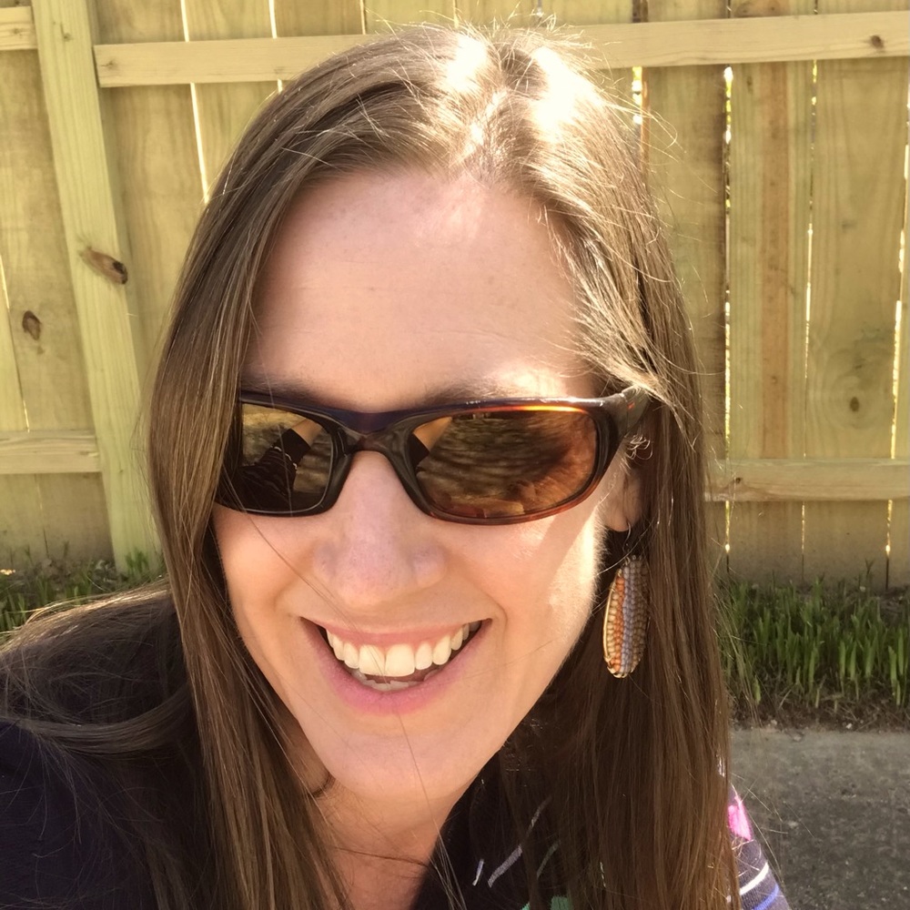 Meet your Posher, Elaine